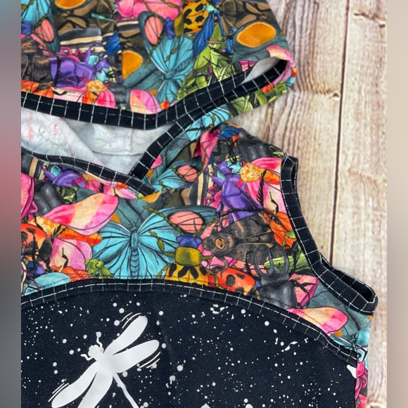 Top and bottoms set - Picture 4 of 8